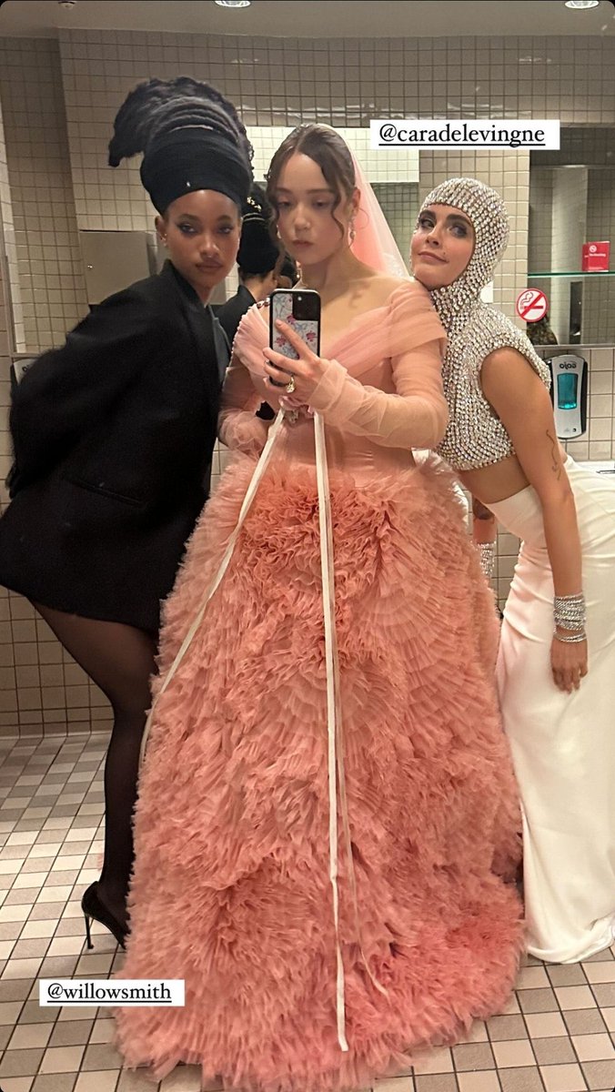 Laufey with Willow Smith and Cara Delevingne at the Met Gala