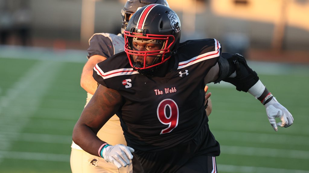 After an amazing conversation with <a href="/RealdealTY/">TY Holder</a> I’m Blessed to receive a Division 1 Offer to Gardner-Webb