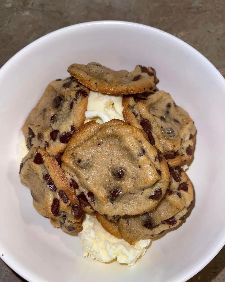 Boneless medium rare chocolate chip cookies over ice cream🤤🤤🤤🤤🤤