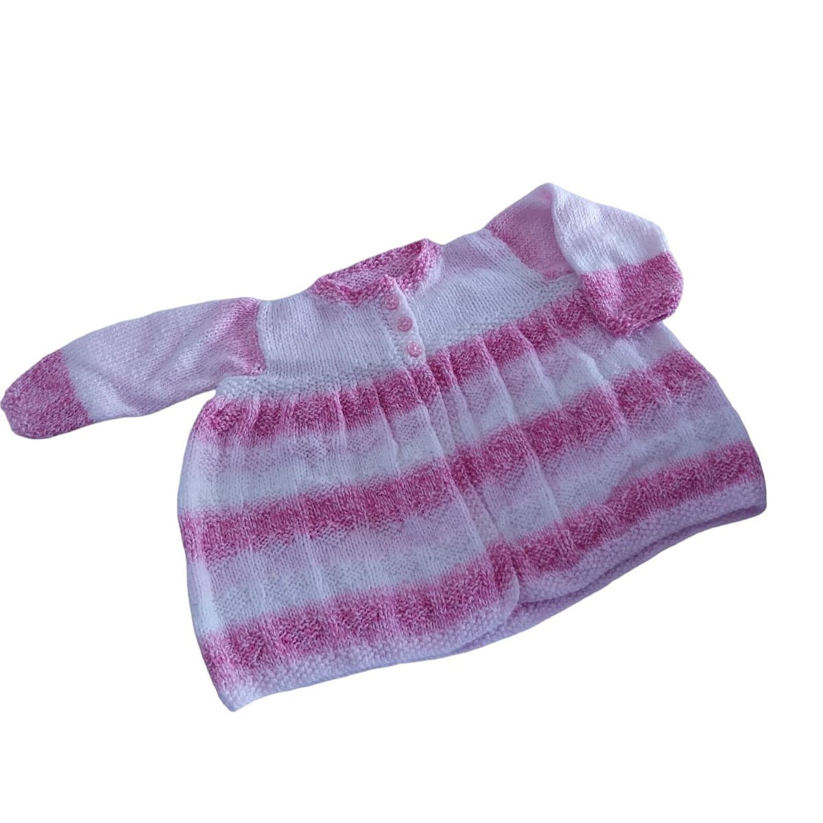Dress your baby in this cozy hand knitted cardigan in pink and white. Perfect fit for little ones aged 3-6 months. Get it now on #Etsy! #knittingtopia #knittedbabyclothes knittingtopia.etsy.com/listing/174327… #MHHSBD #craftbizparty #babyessentials #shophandmade