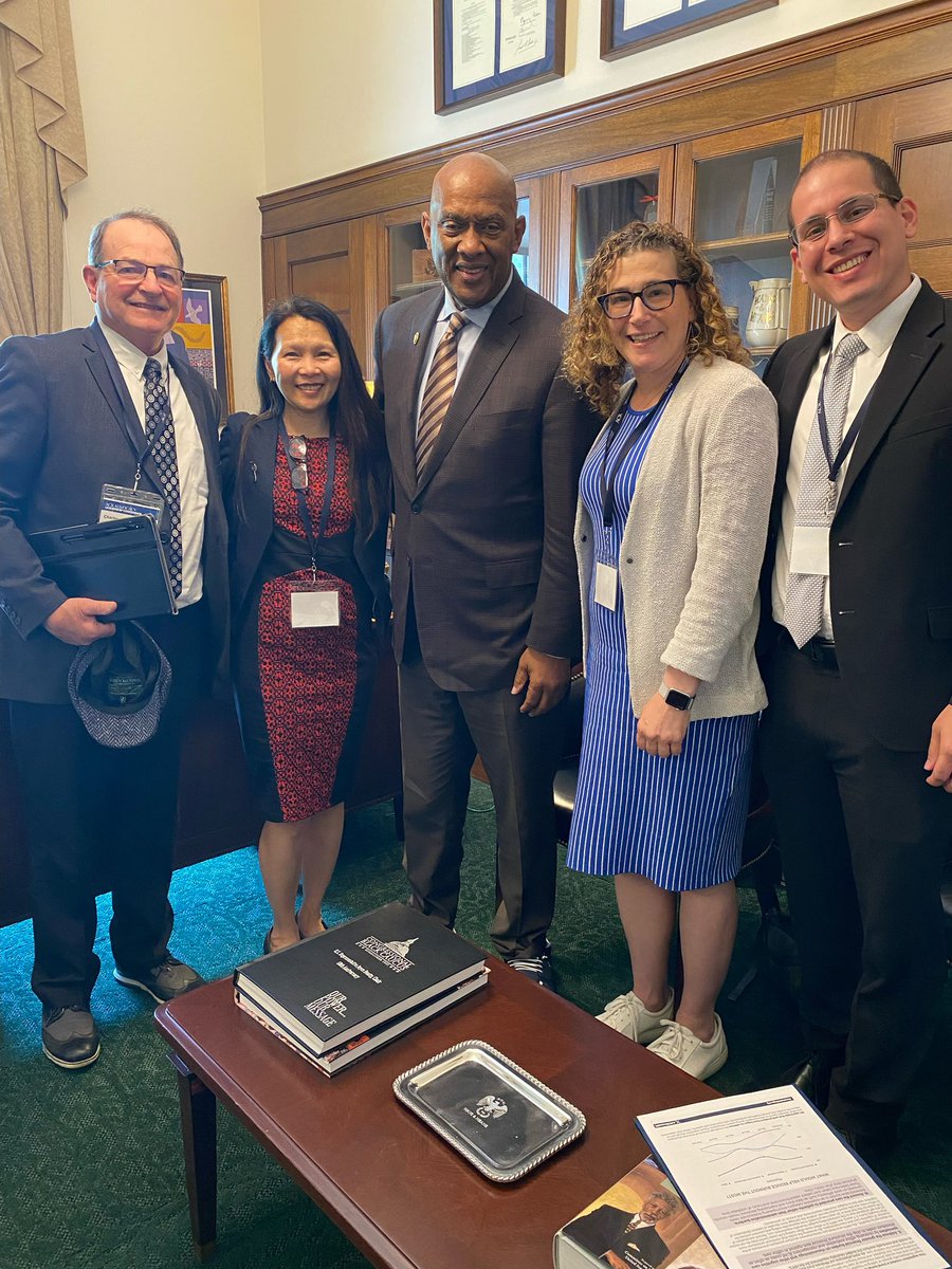 BelindaBirnbaumMD (@belindabirnbaum) on Twitter photo A great honor to meet with <a href="/RepDwightEvans/">Congressman Dwight Evans</a> to address <a href="/ACRheum/">American College of Rheumatology</a> concerns about protecting access to Medicare and to thank him for his ongoing support #Act4arthritis <a href="/ACRheumDC/">ACRheumDC</a> A great honor to meet with <a href="/RepDwightEvans/">Congressman Dwight Evans</a> to address <a href="/ACRheum/">American College of Rheumatology</a> concerns about protecting access to Medicare and to thank him for his ongoing support #Act4arthritis <a href="/ACRheumDC/">ACRheumDC</a>