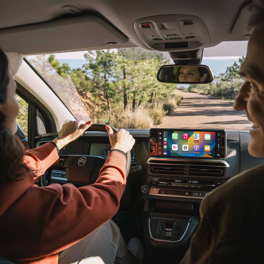 Zelf plaatsnemen in de nieuwe C3 of de elektrische ë-C3? 🚗 Dat kan tijdens de Previewdagen! Klik snel op onderstaande link en ontdek wanneer deze nieuwkomers bij jouw lokale verkooppunt te zien zijn! citroen.nl/nieuwe-c3-road…