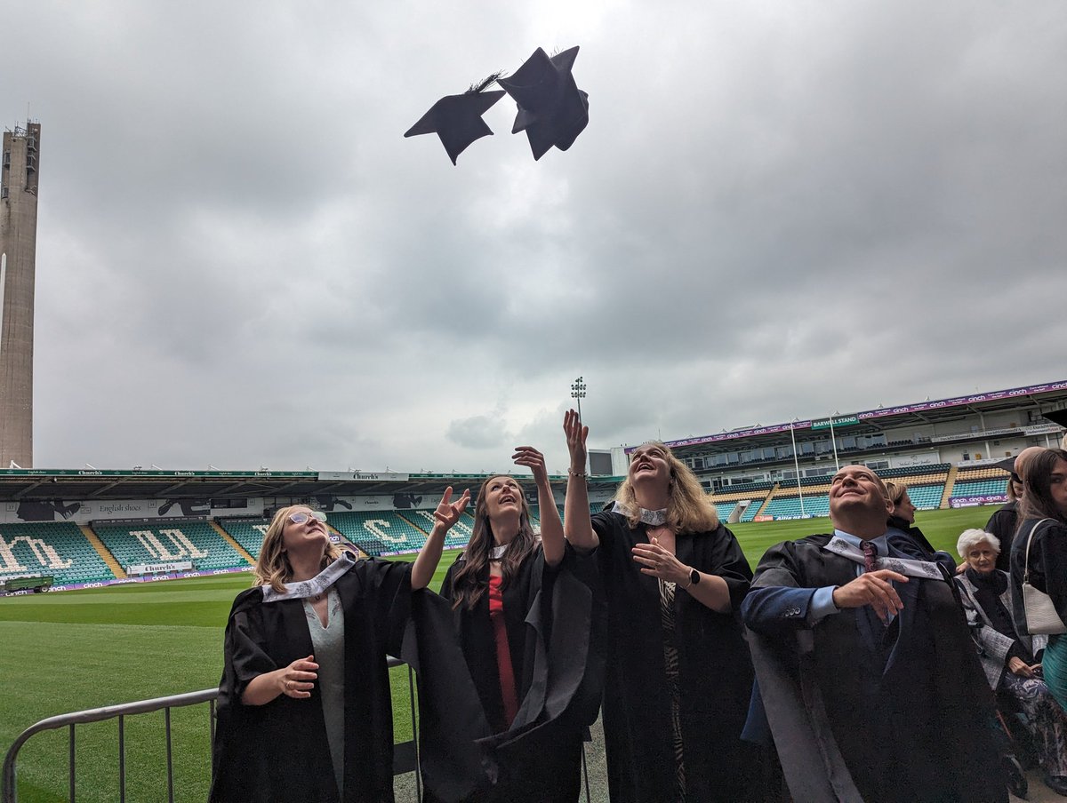 A wonderful afternoon spent celebrating with our latest ACP graduates 🎓🌟 #ACP #ACPapprenticeship @UniNhantsFHES @UniNorthants @ApprenticesUoN @LeverRosanne @KhatriRoshni @JacobSaranga @dbnurseuon