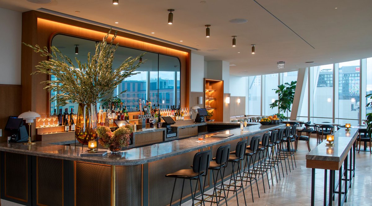 Welcome to the #TransformationTuesday journey of One Congress in downtown Boston! ✨ 🌟 

Photos © David La Spina Photography 📸 

#RedThreadLifestyleGroup #Lifestyle #Hospitality #AmenitySpaces