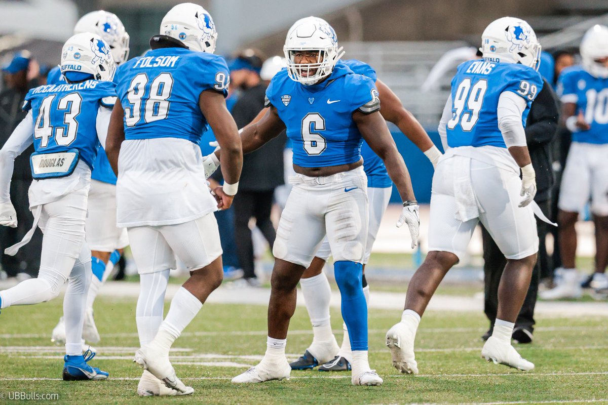 After a great conversation with @Coach_JoeBowen, I’m grateful to say I have received my SIXTEENTH Division One offer from @UBFootball!!! @CoachMorris_ @jbuttermore2 @GoldenBears_FB