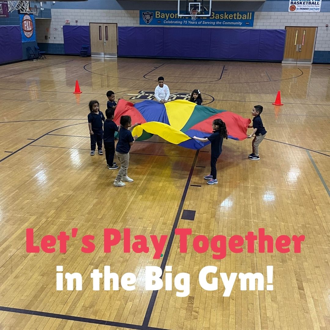 TRANSITION TUESDAY – Each week, Pre K4 students learn more on their journey to Kindergarten. This week, they enjoyed their playtime in their school’s gym. Pictured are students @MidtownSchool8.😊