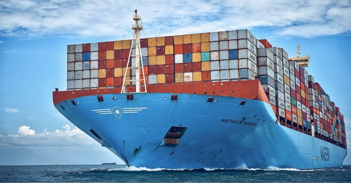 Maersk will continue rerouting its vessels via the Cape of Good Hope.

Check out this article 👉marineinsight.com/shipping-news/… 

#Maersk #RedSea #Maritime #MarineInsight #Merchantnavy #Merchantmarine #MerchantnavyShips