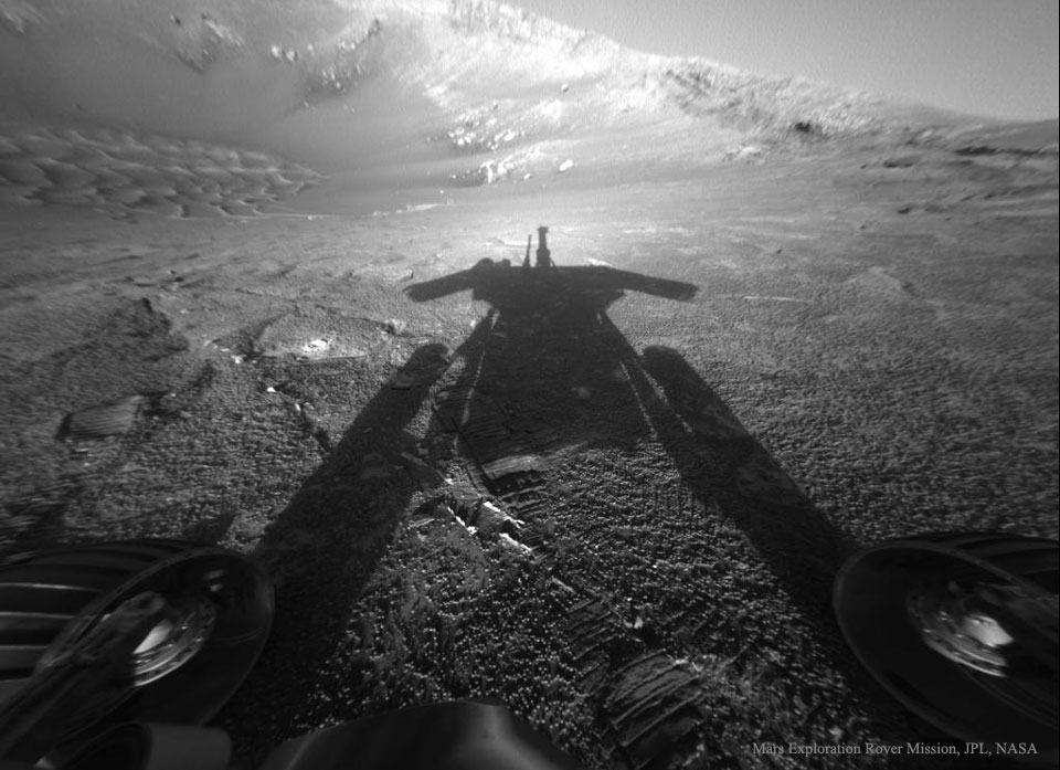 Shadow of a Martian Robot
Credits: MarsExploration Rover Mission, #JPL, #NASA
#nature #space #astrophotography