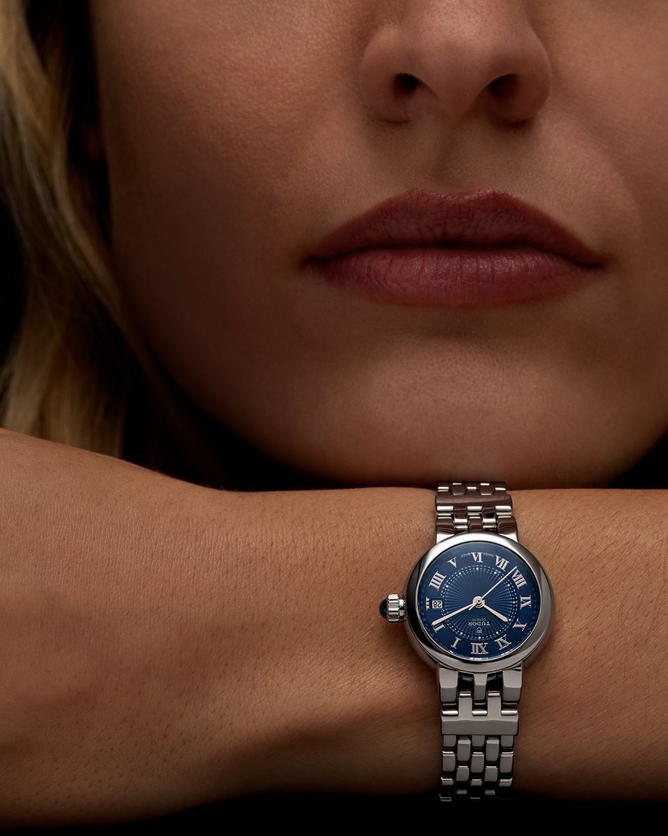 Celebrate Mom's timeless elegance with Tudor's new Clair de Rose. 

#calgaryjewellery #tudor #swisswatch #timepiece #watch #watchcollector #wristroll #watchanish #accessory #luxury #lifestyle #calgary #yyc #horology #dailywatch #watches #watchoftheday #watchfam #wristshot