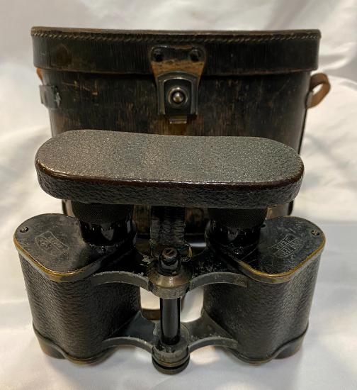 WW2 German Cased Binoculars treasurebunker.co.uk/PBSCProduct.as…