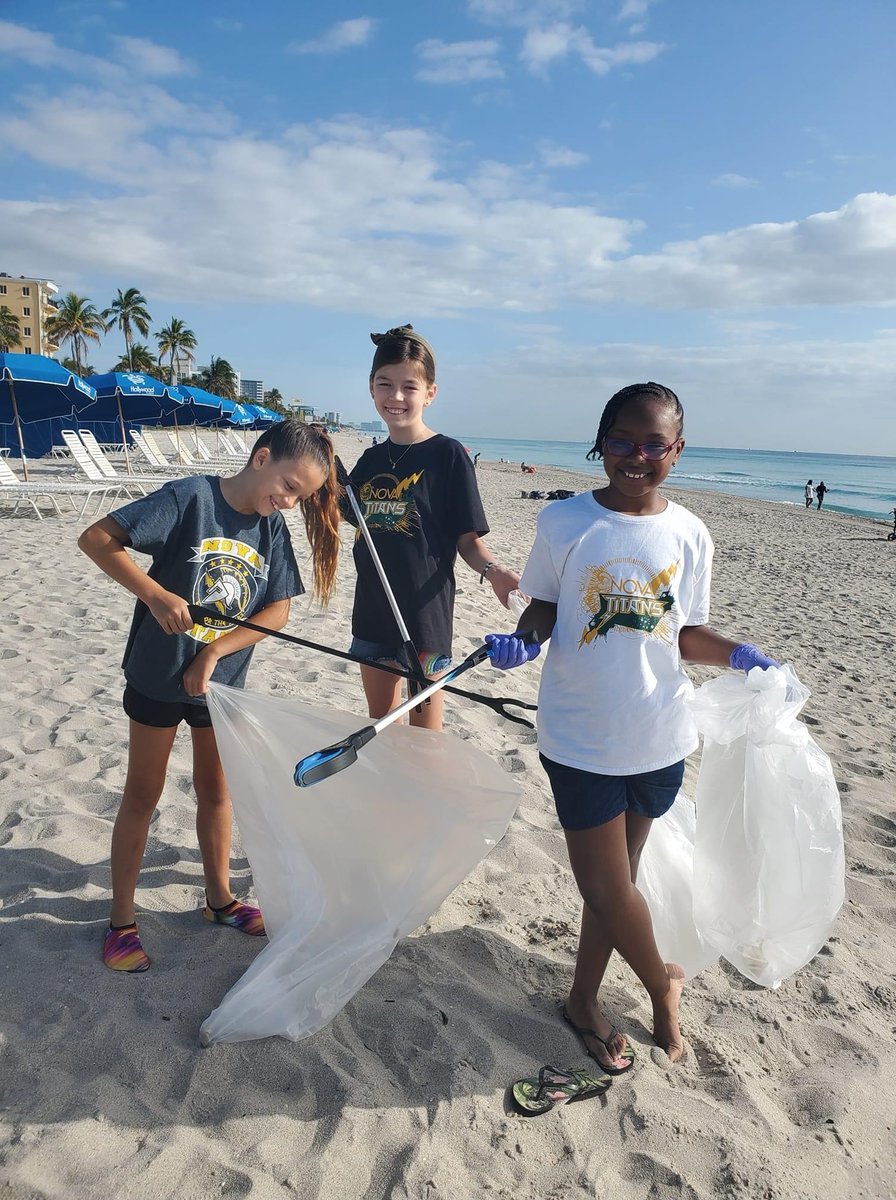 Love our oceans? Show it by participating in Hollywood Beach Sweep Clean-Up this Saturday. Meet at Charnow Park, Garfield Street and A1A, 7-11 a.m. #HollywoodFL REGISTER: ow.ly/HxSu50RtH4r