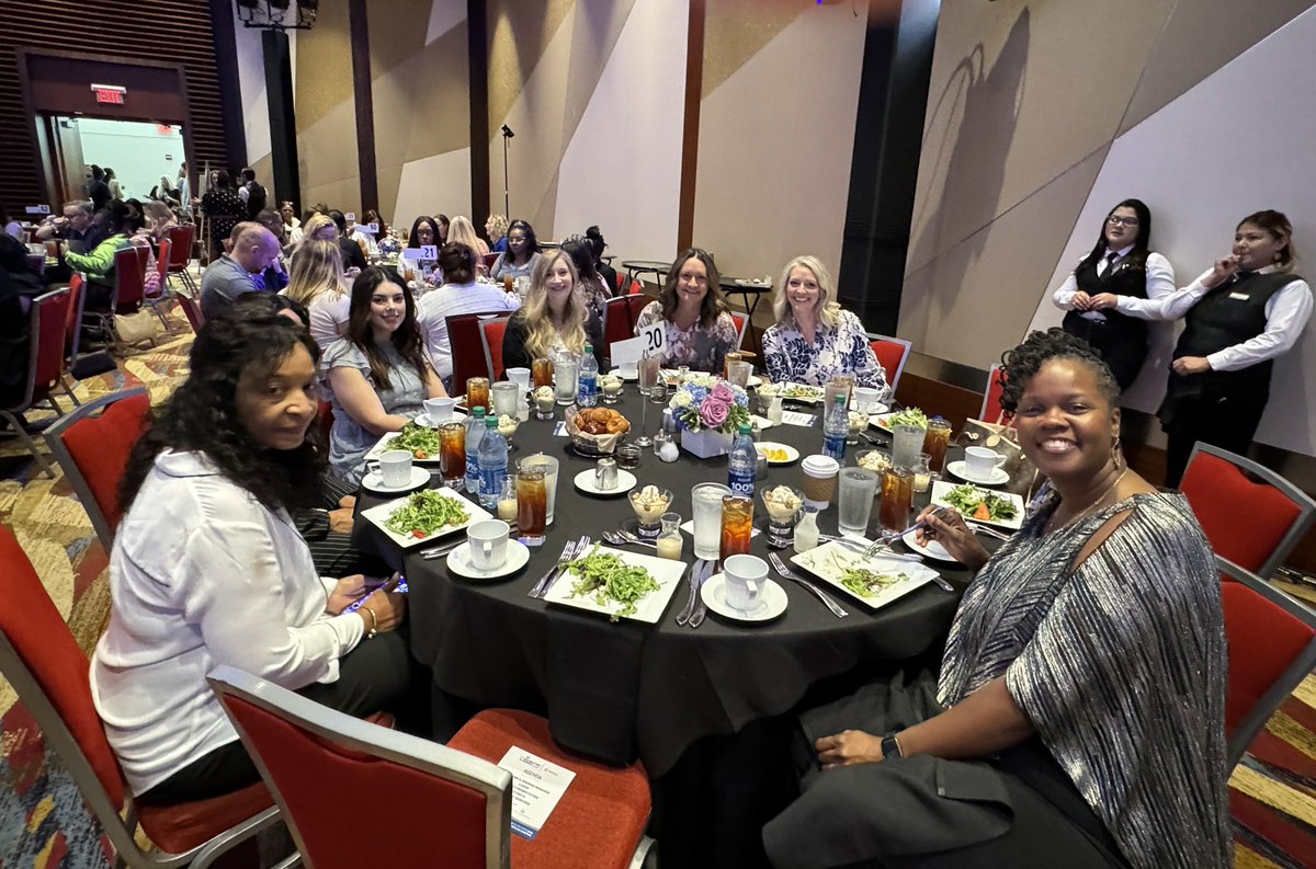ablankrn's tweet photo. Celebrating these fabulous Wellstar nurses!! #AJCNURSES https://t.co/oNSMiRJ31Y