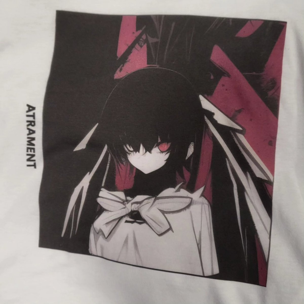 JamesThatsSo's tweet image. I'd like to announce that I'm reopening my online clothing shop with some fresh new designs

Retweets are very appreciated
Link in replies