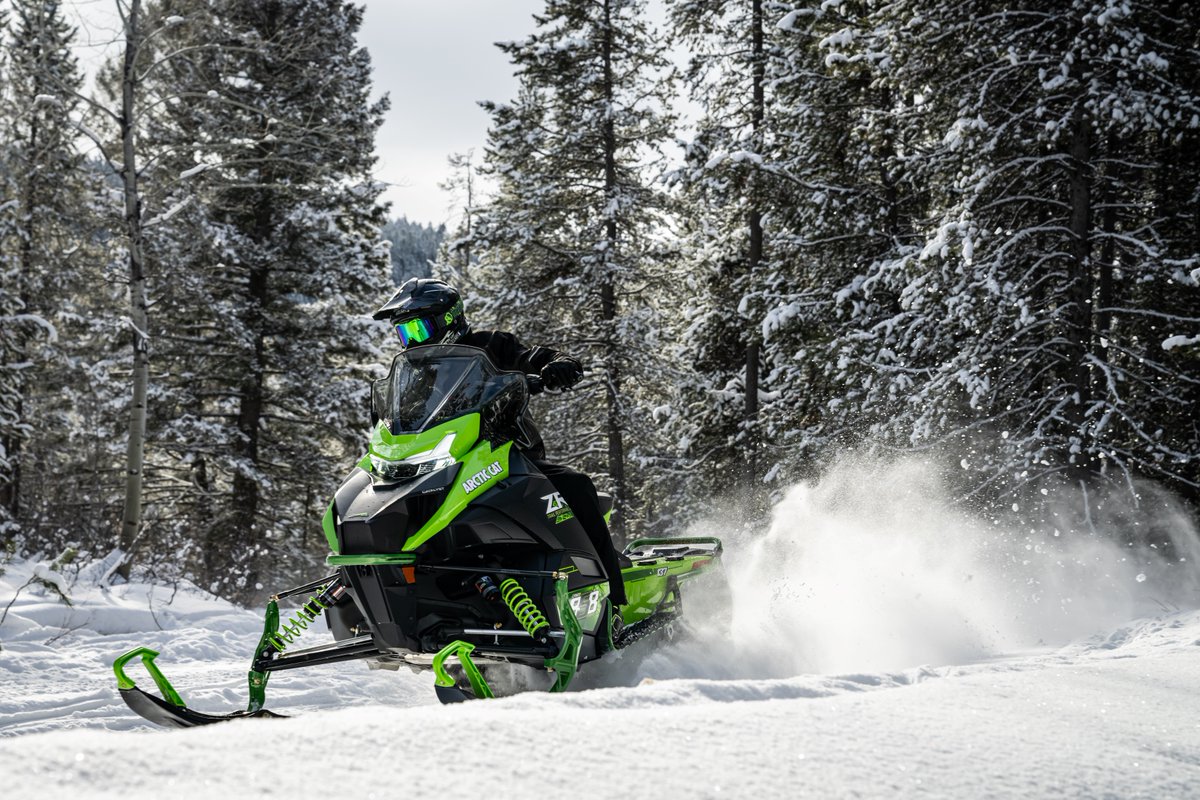 All we see is green 🤑 #ArcticCat #ArcticCatSnow #CATALYST #858Engine #snowmobile