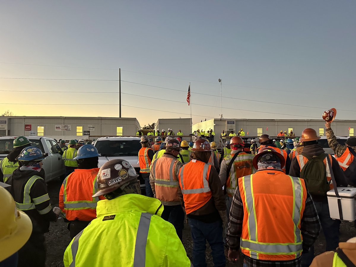 🚧 Construction Safety Week! 🚧

At L2, we're committed to not just meeting, but exceeding safety standards. We're proud to be focused on enhancing safety protocols and training our team to face every challenge safely.

#ConstructionSafetyWeek #SafetyCulture #L2Structures