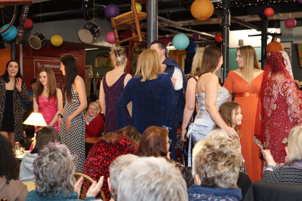 SUSTAINABLE FASHION SHOW: Homelessness charity <a href="/emmausmossley/">Emmaus Mossley 💚</a> is set to host a sustainable fashion event dedicated to championing alternatives to fast fashion...

manchesterwire.co.uk/emmaus-mossley…