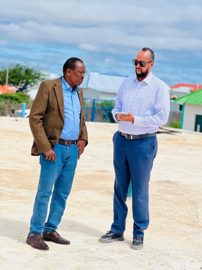In Baidoa, Along with the Minister of #Water and #Energy of #SWS, we visited today the water storage tanks constructed by @IOM_Somalia with the support of @AfDB_Group in various sections of the town. Our mission was to inspect and monitor water availability and strategize on…