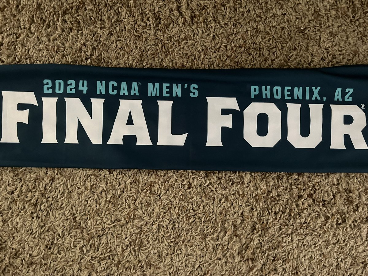 PURDUE fans,

If you were unable to attend the Final Four in Phoenix, I snagged an extra scarf from an empty seat following the WIN over NC State. 

I am shipping this to one of my followers on Saturday. 

Please ‘Like’ and ‘Repost’ to play!

🚂🧣