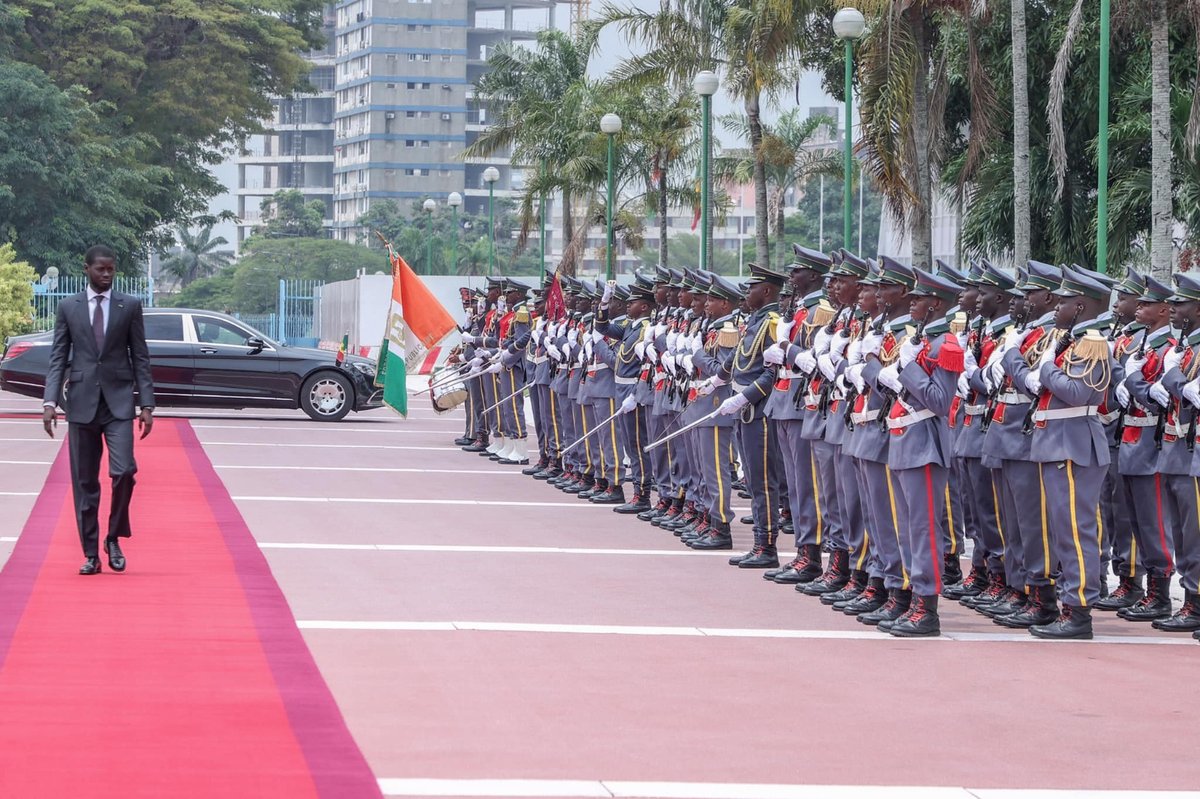 #Politique | Côte d’Ivoire-Sénégal : le nouveau Président sénégalais, Bassirou Diomaye Faye, invite le Président Ouattara à une visite officielle au Sénégal Abidjan, le 07 mai 2024- Le nouveau Président sénégalais, Bassirou Diomaye Faye, a formellement annoncé une invitation au