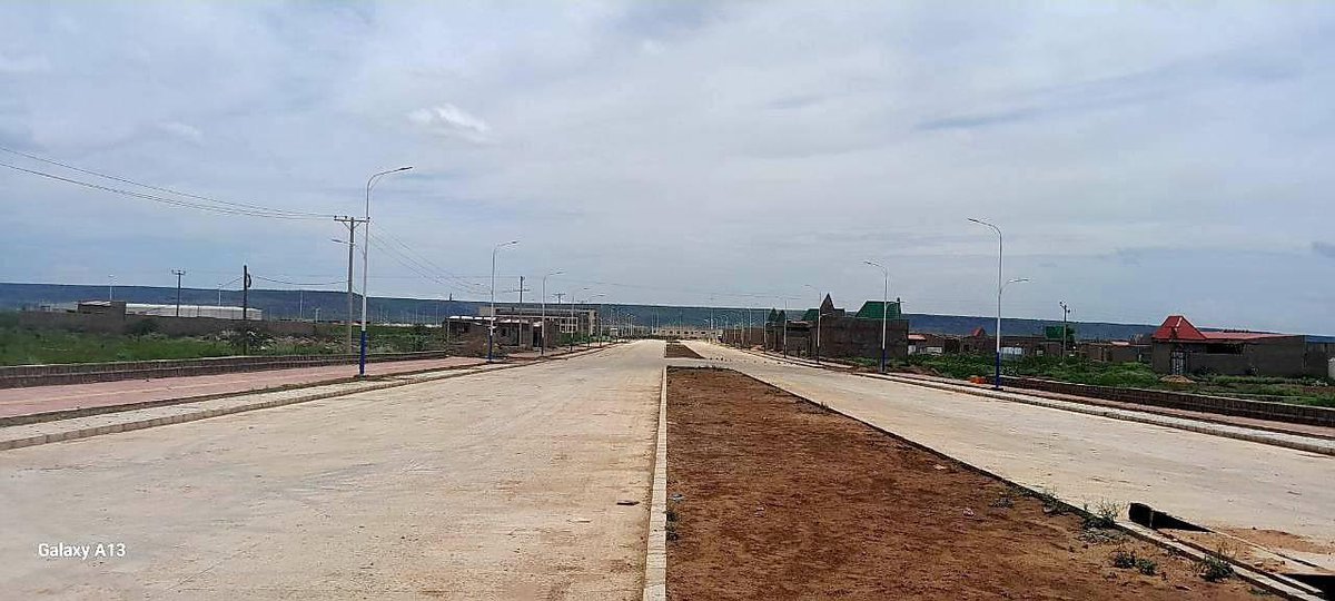 In Ethiopia, new road connecting Dre-Dawa city dry port and warehouse facilities to the Djibouti-Somaliland corridor has been completed. Good work to ease logistical bottlenecks in the country’s east. Having traveled this road on many occasions myself I know.