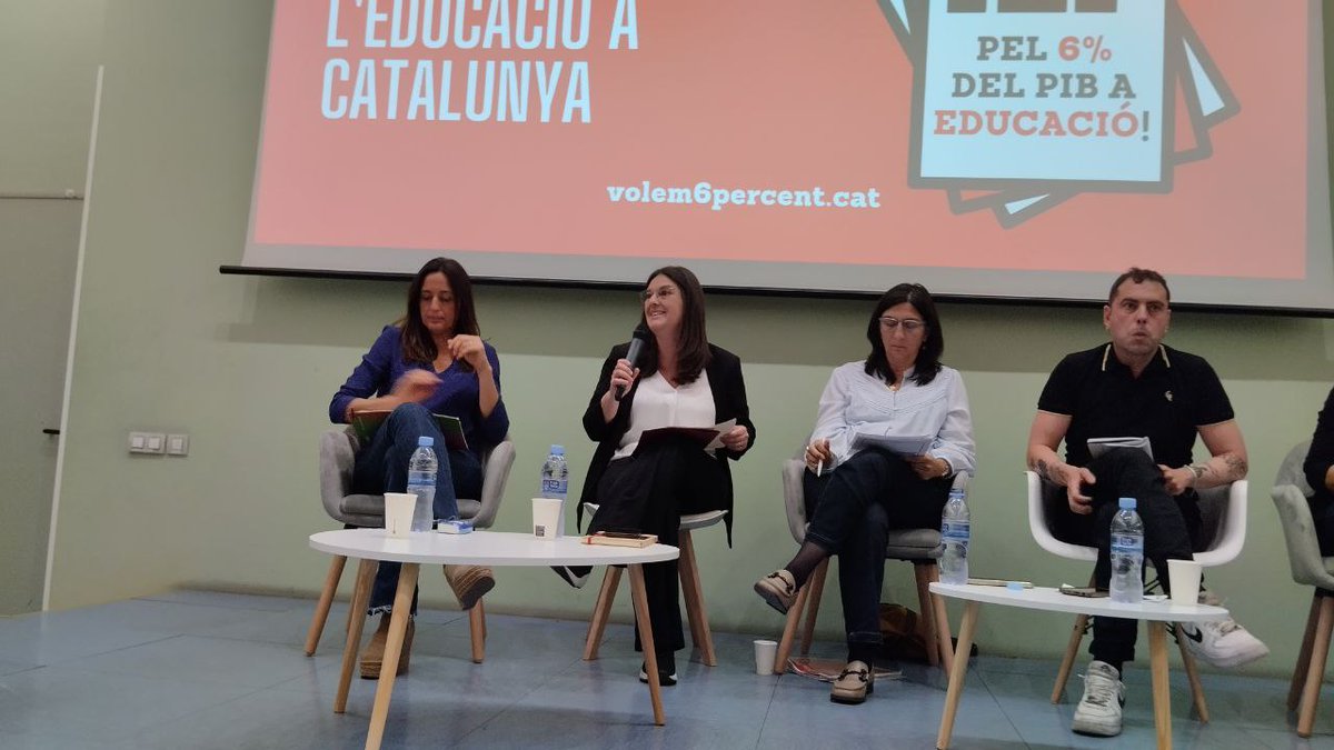 CCOOeducacio's tweet photo. 🗣 Sí rotund, evident i imprescindible pel 6% del PIB a l'educació, sense condicions, de fet en la darrera legislatura hem revertit totes les retallades fetes per governs de convergència

@Esquerra_ERC Raquel Garcia Sevilla https://t.co/ZP7sqPFH9D
