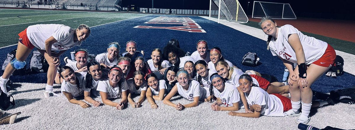FZS Girls Soccer tweet media