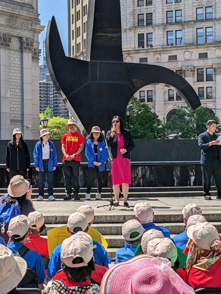 For too long AANHPI New Yorkers have been ignored, our programmings given minimal funding, and our communities being disregarded. Asian Americans should not and must not face cuts despite all the work we do for our city. Today I joined CPC to say enough is enough - don’t leave…