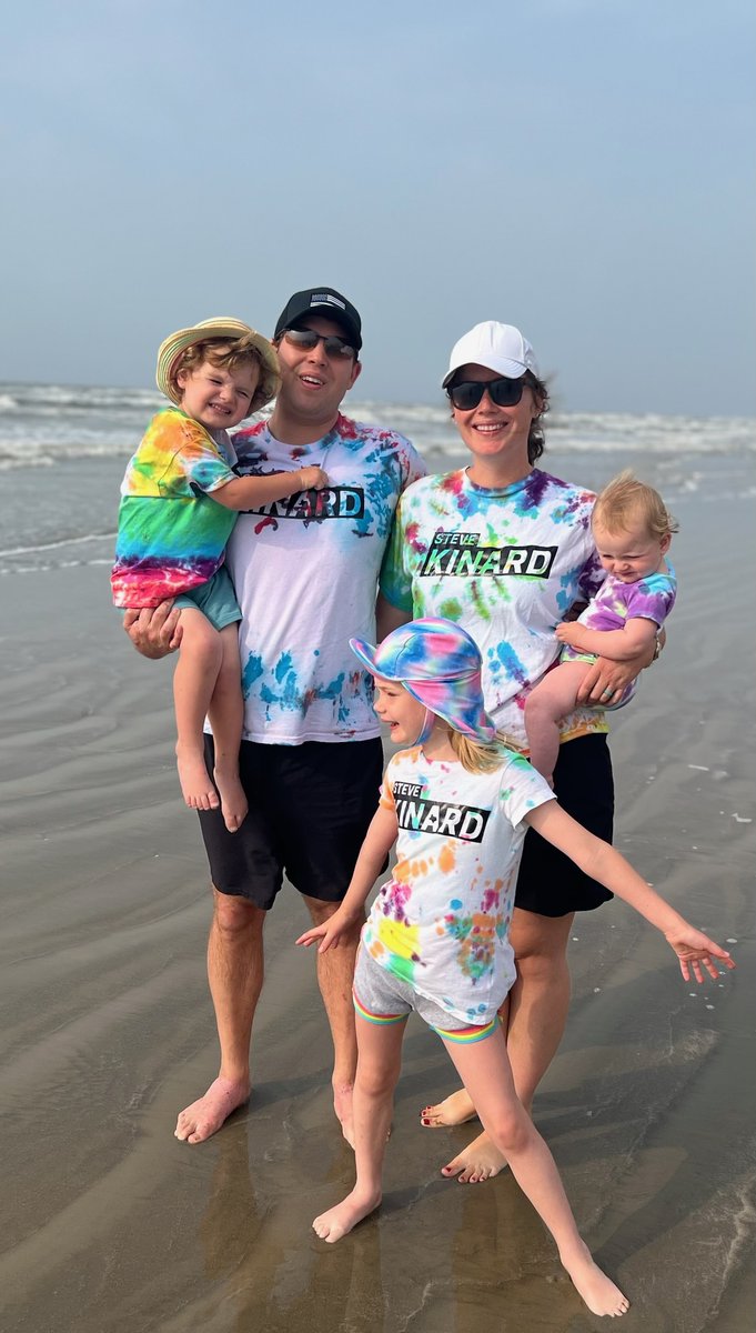Our annual family beach vacation to Galveston was a success. We always make tie dye shirts and this year my wife @KateKinard made it extra special as we made Steve Kinard campaign logo shirts! My son Thomas did a great job (with some help from Mom)!