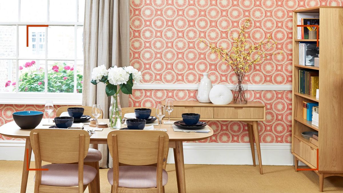 'Can I paint over wallpaper?' an expert reveals what you need to know before wasting money on materials trib.al/YKwUrmC