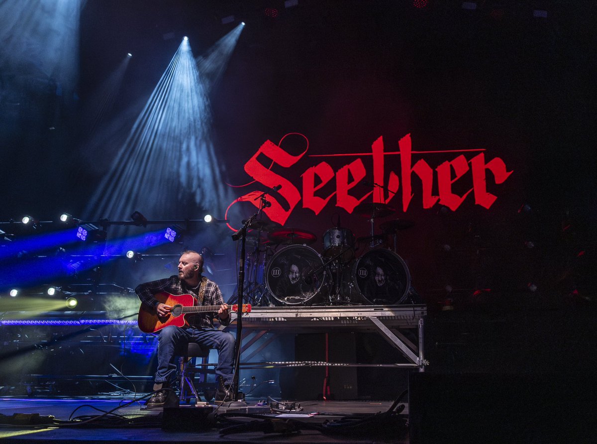 Waukee, you’re up! Are you ready for an unforgettable night of rock with us and @seether? Less than 200 tickets left, get them before they’re sold out! 🤘🥁⚡