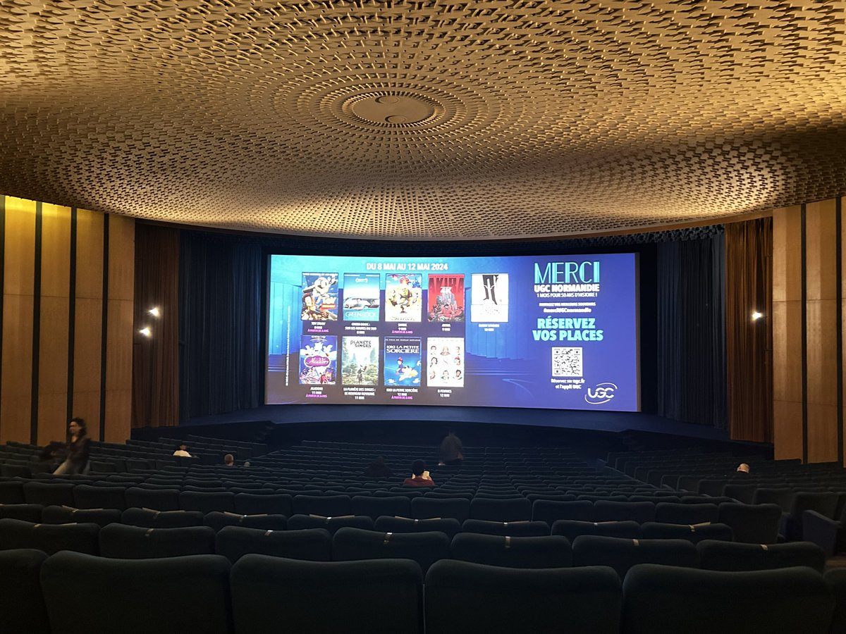 Première de mes séances d’adieu à cette magnifique salle que j’adore : Casino (puis jeudi Akira dans sa restauration 4K, puis l’ouverture de Cannes, puis bien d’autres séance d’ici le 13 juin) #merciUGCnormandie