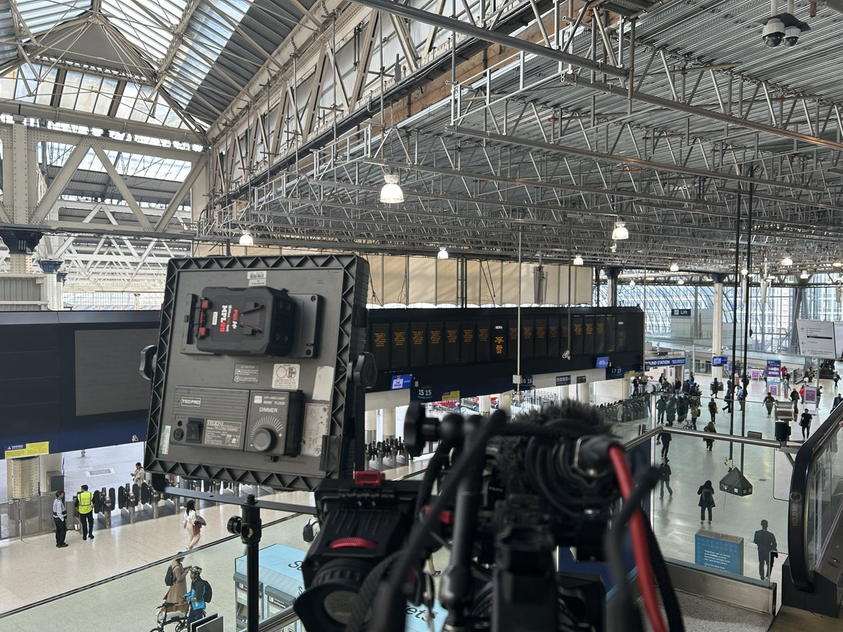 Our spot at Waterloo Station for tonight’s Evening News live on @itvnews.