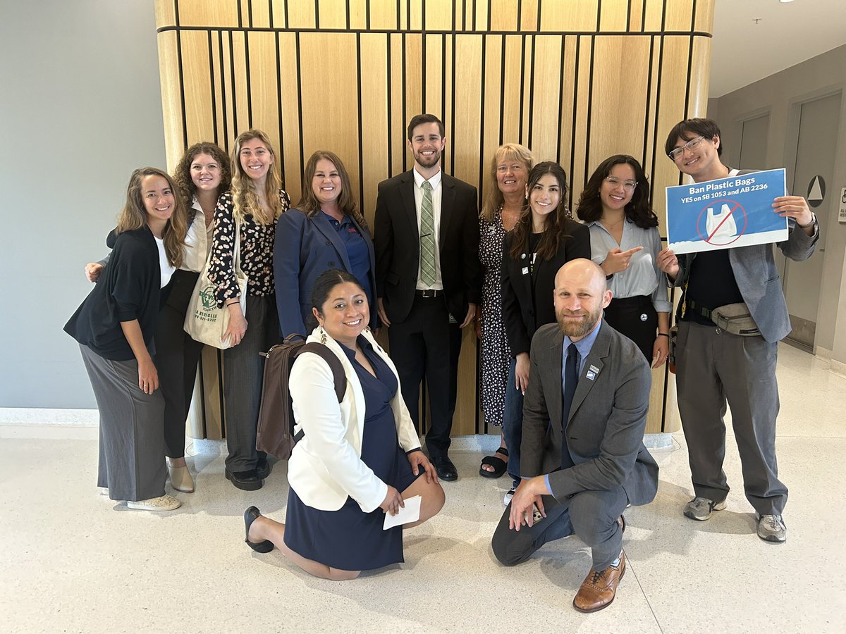 First lobby meeting of oceans day with the office of @ChrisHoldenNews!!! Advocated for so many cool bills for our oceans relating to equitable access, ecosystem conversation, and (our) plastic bag ban! Thanks for having us! @CALPIRGStudent @SurfriderSD