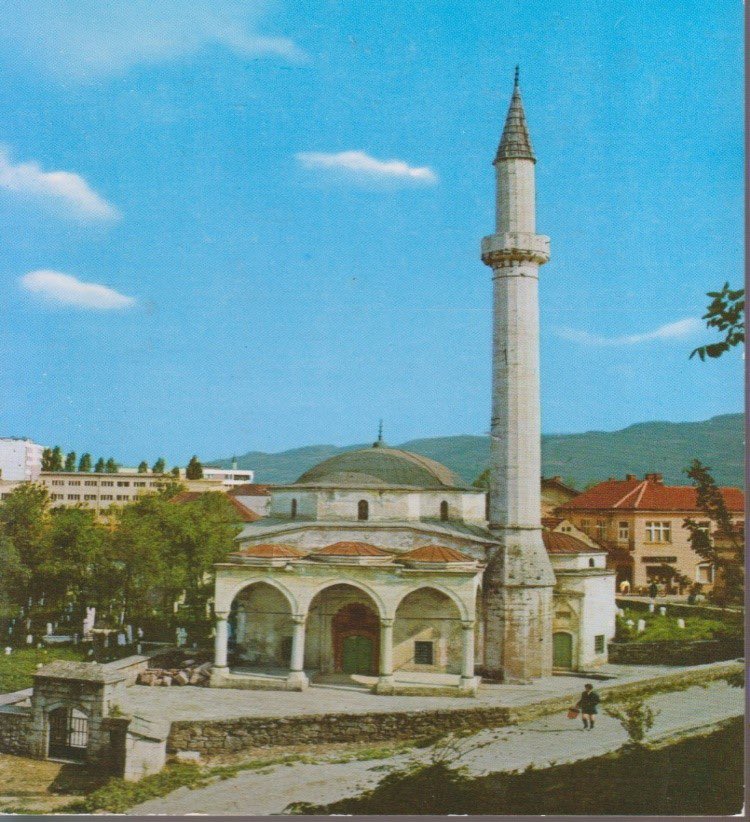 The restoration of 16th cent Arnaudija mosque in Banja Luka is an important milestone for local Bosniak community. But important to note BL’s 16 mosques not “destroyed during fighting”. There was no fighting in BL during the war. The city was occupied by Karadzic’s extremists…