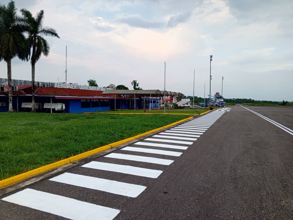 #Entérate | ¡Unión cívico militar! Culminan trabajos en la plataforma del Aeropuerto de Santo Domingo del Táchira ➡️ goo.su/C7VBMqg #LaGMTVzlaIndetenible