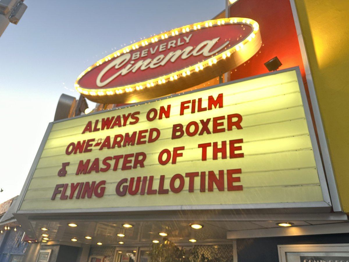 ONE-ARMED BOXER + MASTER OF THE FLYING GUILLOTINE! Encore at the @newbeverly tonight! The MAD MAX and ROAD WARRIOR of one-armed kung-fu fighter movies. MOFG is Jimmy Wang Yu’s masterpiece and not to be missed. Great crowd as always. Lucky to have this blessed movie temple around.