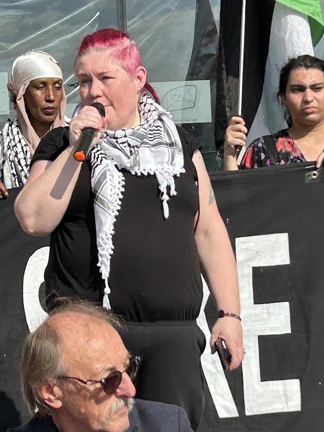 We joined the vigil for Rafah at Lime Street this afternoon. @mygibbo addressed the rally on behalf of our group, focusing on the need for a ceasefire, the moral failure of the established political parties and the need to remove arms trade investments from the Pension Fund.