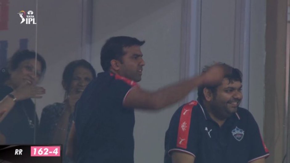 1 like = 1 slap

1 RT = 10 slaps to this overacting guy.

#DCvRR #IPL2024