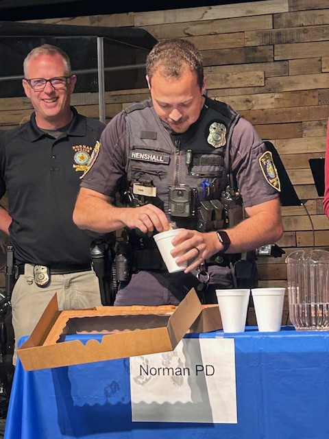 normanokpd's tweet photo. The season of community events! β¨π³π©
The best of times taking part in the local events like Donut Chow Down for Abbott House Child Advocacy Center and Bowl for Kids' Sake for Big Brothers Big Sisters of Norman! #npdcommunity https://t.co/75Hxlm4D7B