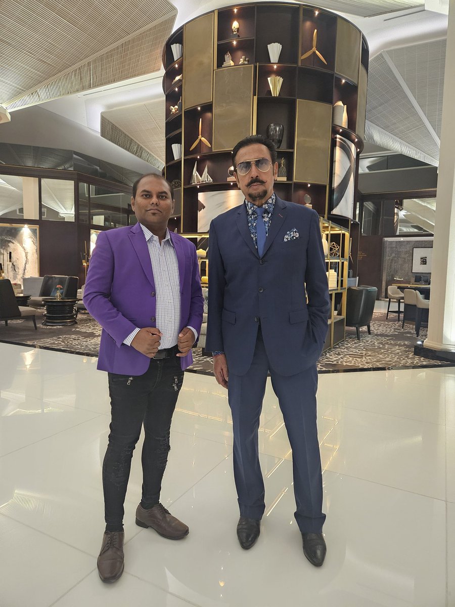 #Celebrity - #Gulshan_Grover (A.K.A. BadMan) Actor/ Film Producer
Always great catching up with one and only dynamic and multi-talented person Bollywood industry Badman. 
#gulshangrover #badman #beardstyle #villain #bollywood #hollywood #bollywoodcelebrity @GulshanGroverGG