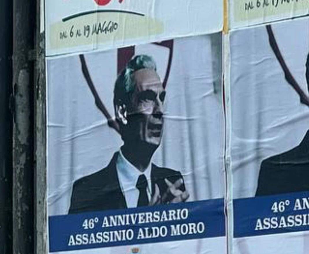 Clamorosa gaffe a Maglie per l'anniversario della scomparsa di #AldoMoro. Nei manifesti c'è la foto sbagliata.
dire.it/07-05-2024/103…
