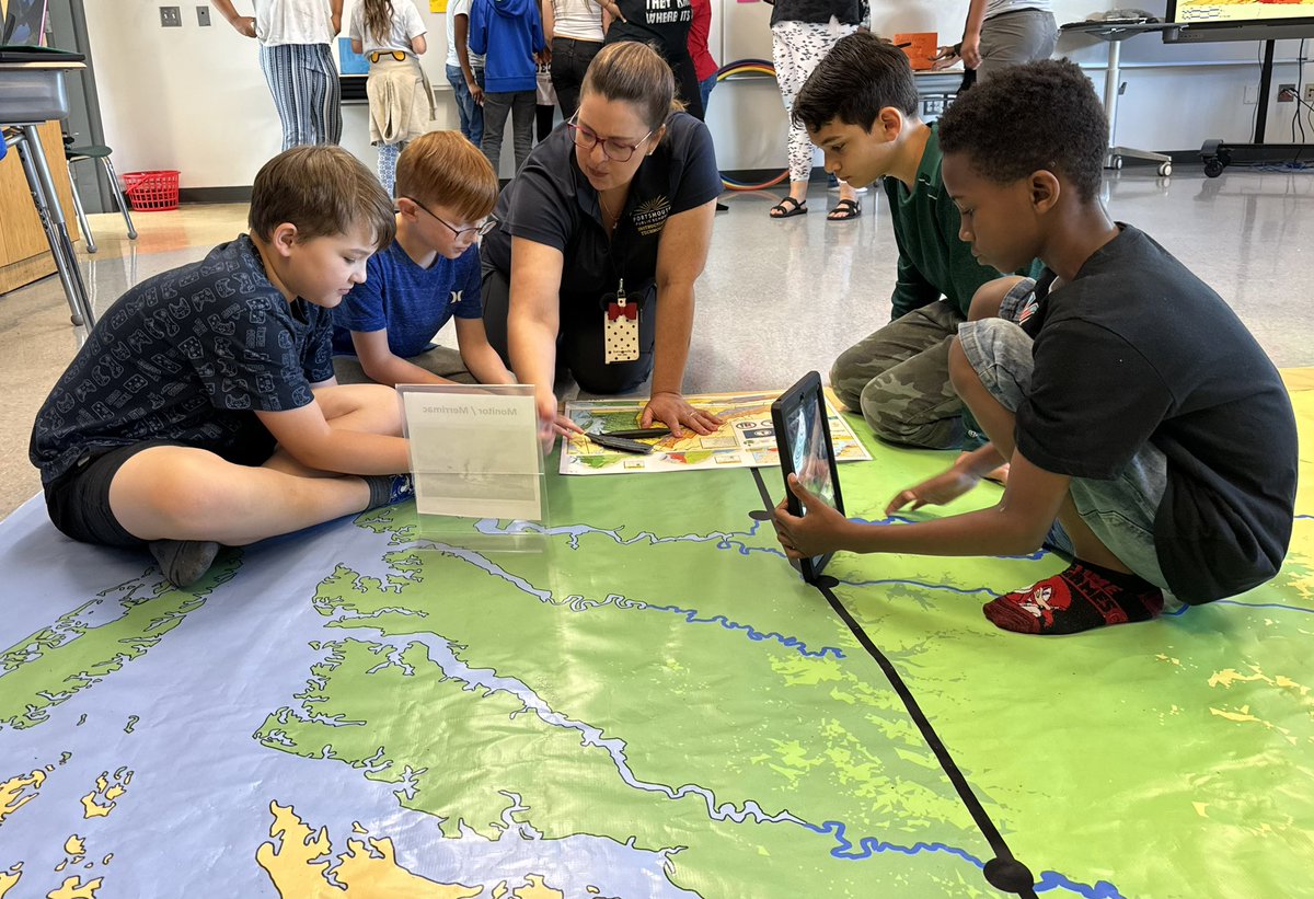 Simonsdale Elementary (@simonsdaleelem) on Twitter photo Thanks for bringing the VA Traveling Map to Simonsdale, <a href="/LHTRT76/">Laura Hunter</a> and Ms. Irvin! Our 4th graders enjoyed their social studies review. <a href="/PortsVASchools/">Portsmouth Schools</a> #PPSshines Thanks for bringing the VA Traveling Map to Simonsdale, <a href="/LHTRT76/">Laura Hunter</a> and Ms. Irvin! Our 4th graders enjoyed their social studies review. <a href="/PortsVASchools/">Portsmouth Schools</a> #PPSshines