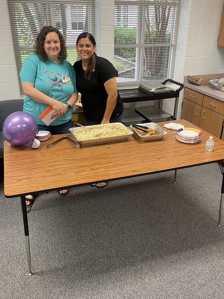 Thank you to McDonald’s (Guilbeau Rd. location), Carson PTA and our Carson Parents for donating yummy treats, breakfast and lunch! Teachers felt the 🩷! @NISDCarson @Lmendez_01 @KimberlyMcClin1