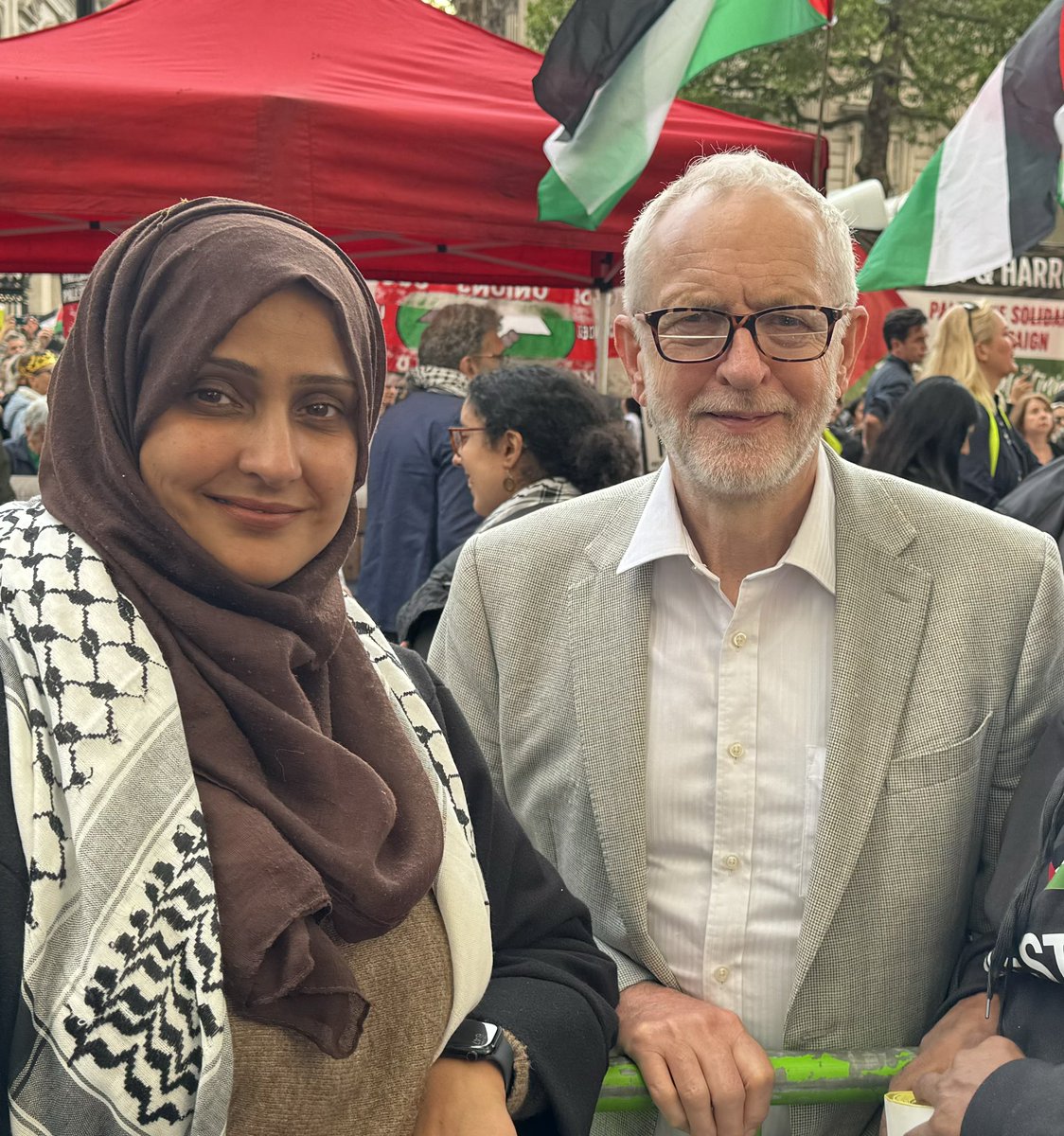 With the Great Jeremy Corbyn. Who always spoke for People of Palestine.
