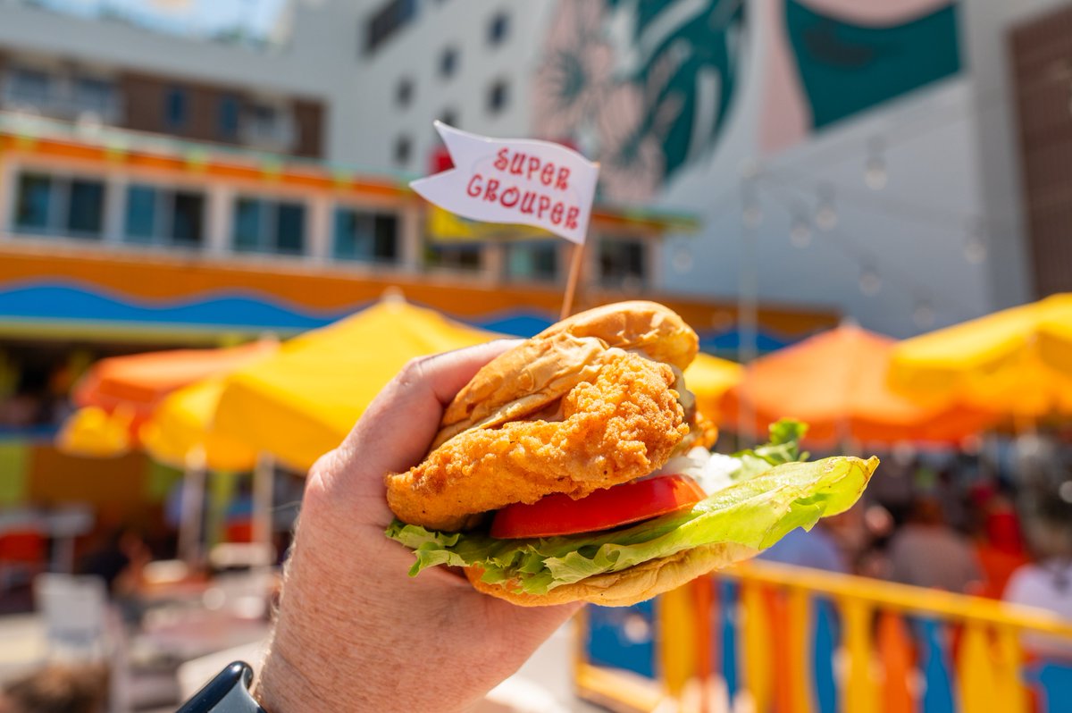 Super Grouper Sandwich from Frenchy's South Beach Cafe - a Clearwater Beach classic! Where's your favorite spot to order agrouper sandwich? 😋🌴⛱️ #Frenchys #ClearwaterBeach #Florida