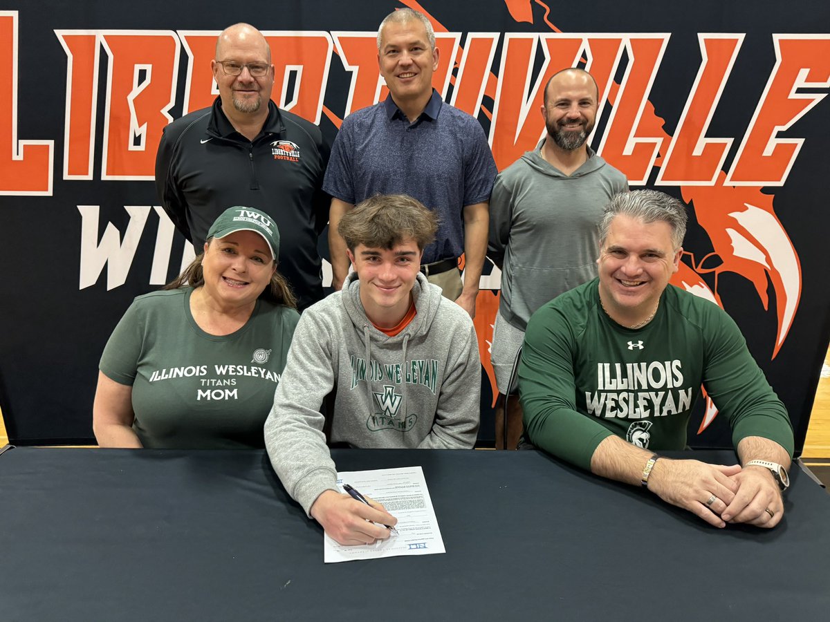LHSWildcatsFB's tweet photo. Congrats to Boyd, Luka, &amp; Jake on signing their 🏈 commitments! These Wildcats are great young men who exemplify hard work, commitment, and servant-leadership.

Best of luck, fellas!

Boyd Hunt - UW River Falls
Luka Nikolich - Illinois Wesleyan
Jake Richter - UW Oshkosh https://t.co/wBbypapciz