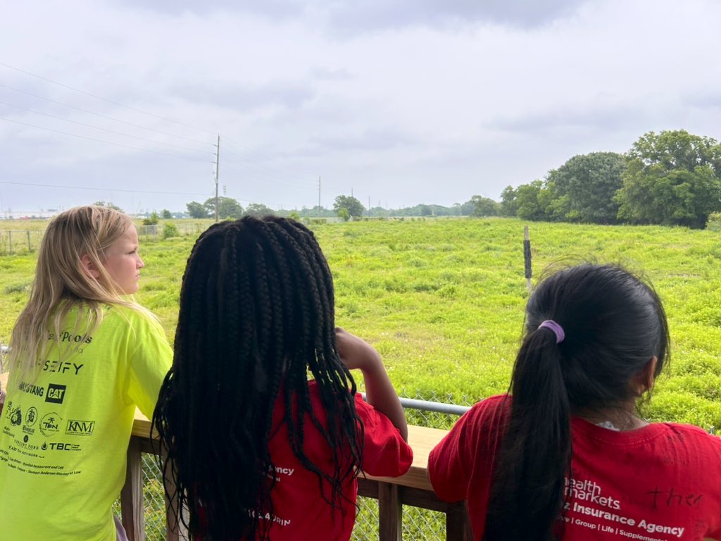 Ms_Prest0n's tweet photo. Best field trip ever! We had so much fun learning about reptiles in their natural habitat at @armandbayou 🐊🐍 

@briarmeadowK_8 https://t.co/NtvAvF9L2U