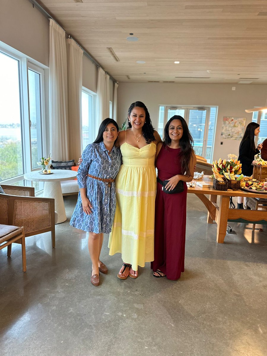 The Florez Lab was well represented at @NarjustFlorezMD's beautiful engagement party over the weekend. 💯 Some amazing pictures below! 😍❣️ @ShrutiPatelMD @IvyLorena_Md #celebrationoflove