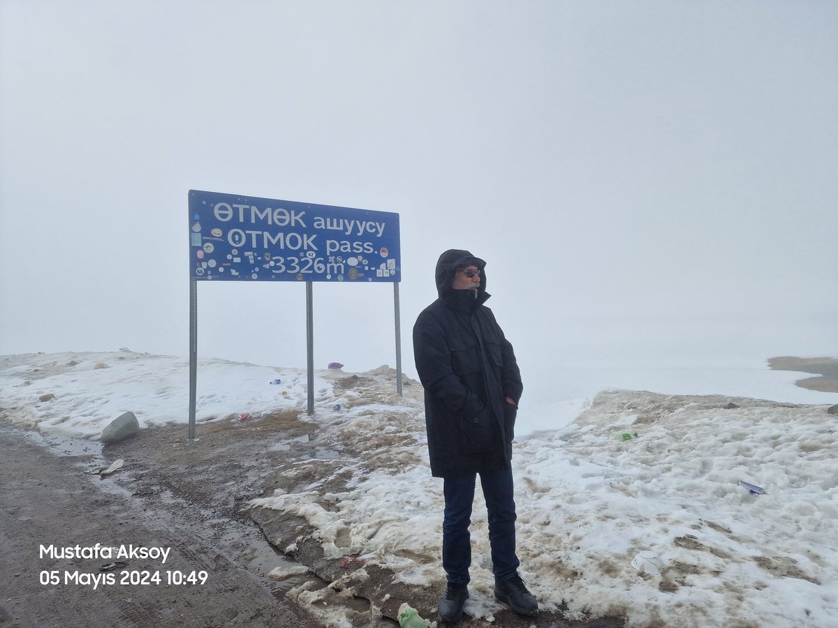 Bugün Turan kampından, 5 Mayıs'da da Tanrı Dağları'nın Kızgızistan coğrafyasındaki 3.326 rakımlı zirvesinden geçtim.
Bişkek'ten selamlar.