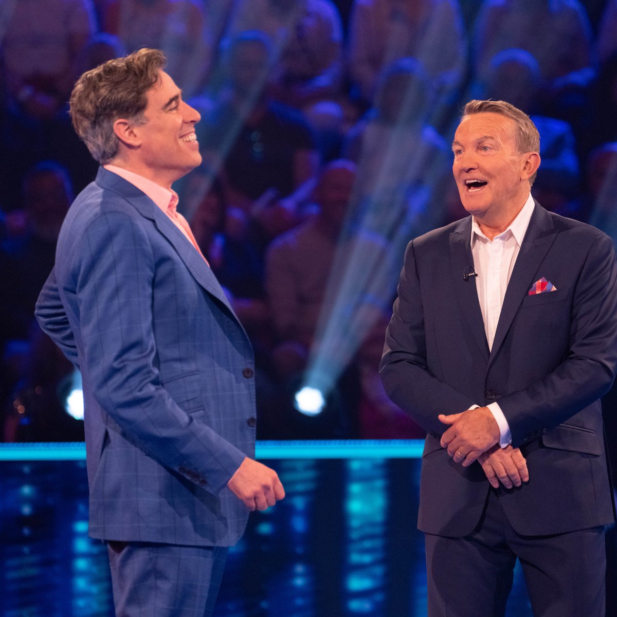 Celebrity Beat The Chasers continues tonight at 9PM on ITV1 with actor Stephen Mangan, journalist Grace Dent, sports star Sam Quek and gymnast Nile Wilson.